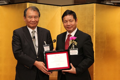 First Vietnamese entrepreneur awarded Japan’s Nikkei Asia Prize - ảnh 1
